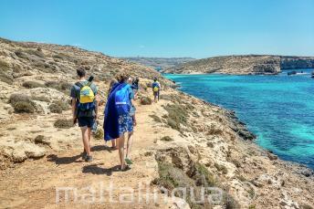 Wandeling naast de Blue Lagoon