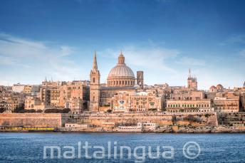 Uitzicht op Valletta vanuit de Sliema Ferry