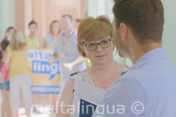 Maltalingua personeel op de zomercampus